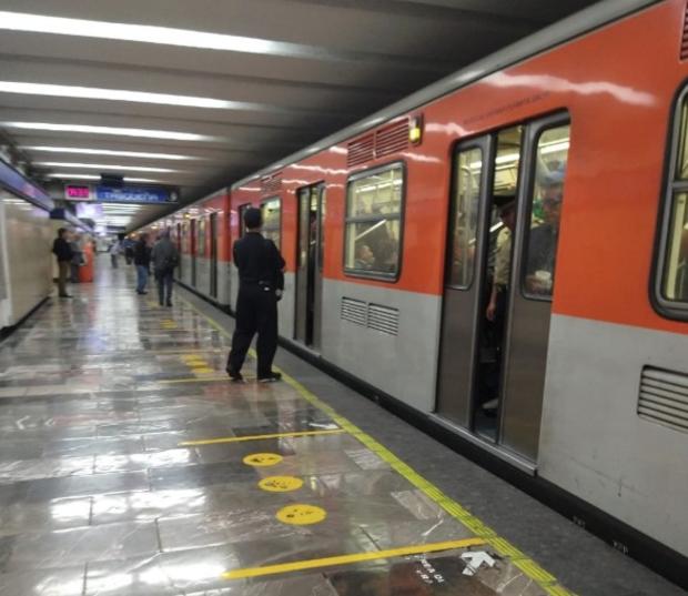 foto estacion panteones