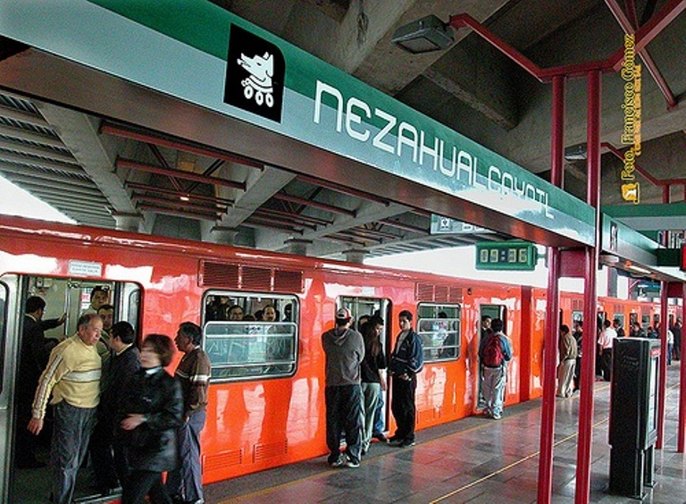 foto estacion nezahualcoyotl