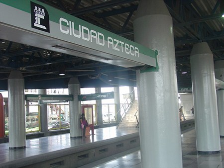 foto estacion ciudad_azteca